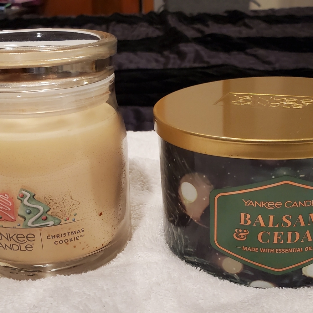 NWOT Yankee Candle Christmas candles, Set of 2